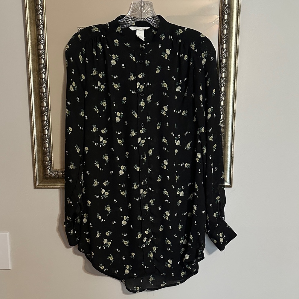 H&M Women’s Sheer Black Floral Shirt Goth Punk Small